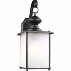Jamestowne 17 Outdoor Wall Light in Antique Bronze